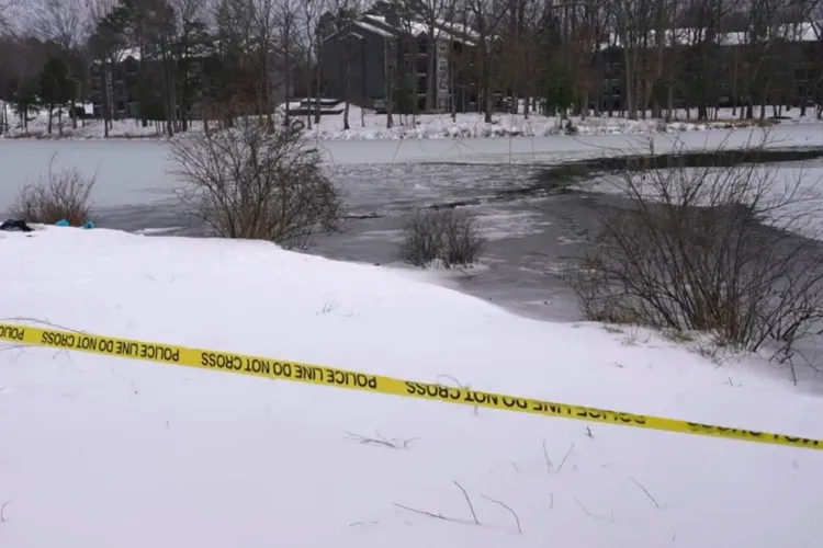 Police tape the pond in Henrico County, Virginia. Credit : WTVR CBS 6/Youtube